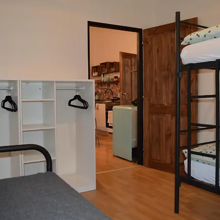 Apartman 11 Slaný